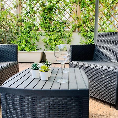 Apartamento Bright Terrace In Milano Exterior foto