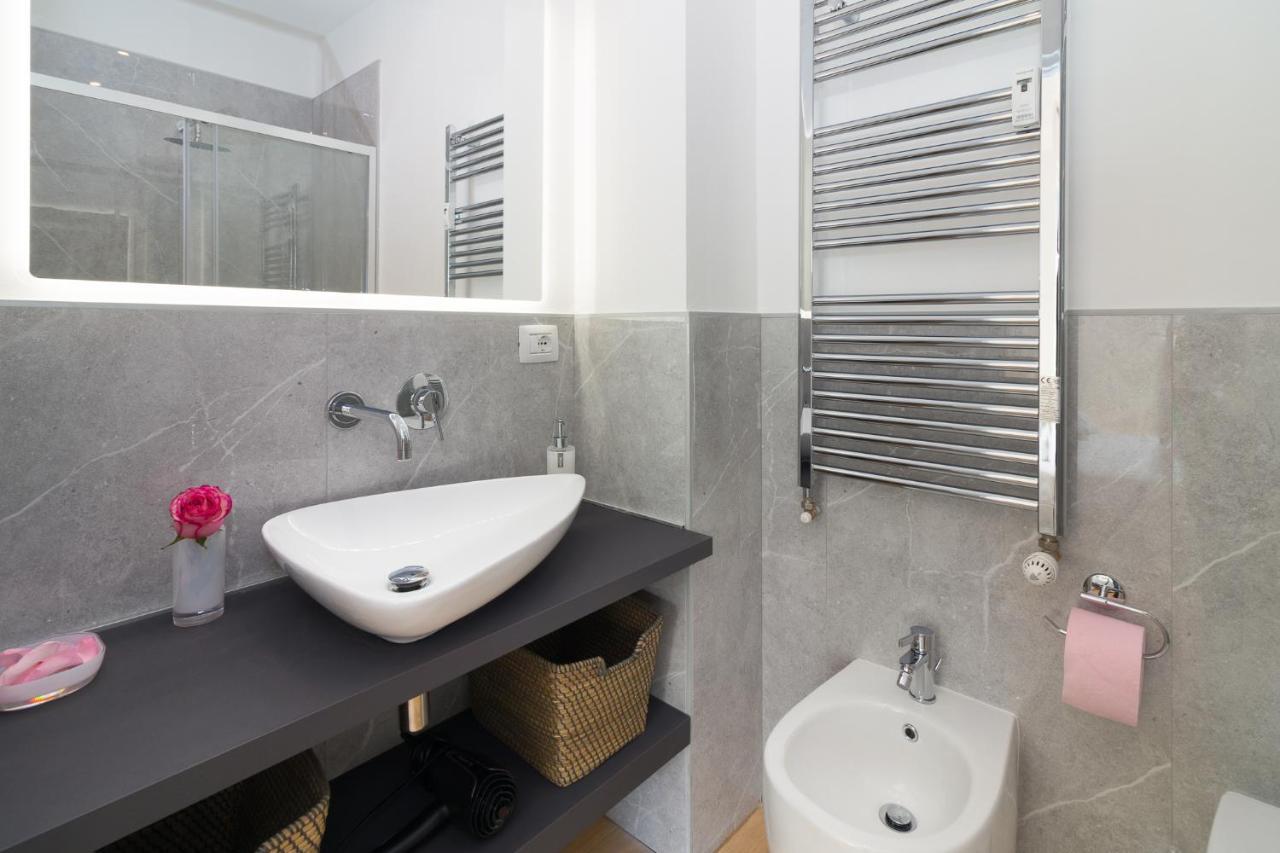Apartamento Bright Terrace In Milano Exterior foto